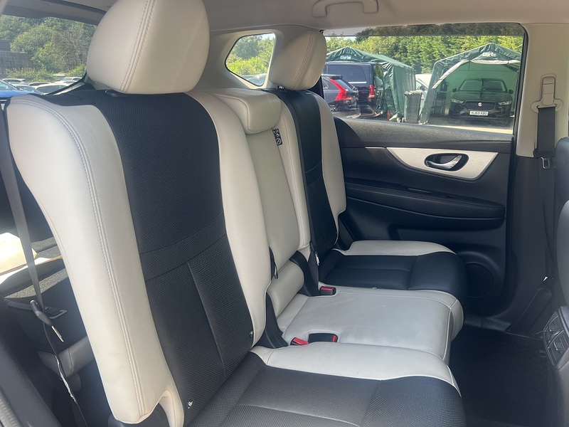 Nissan X-Trail MODE PREMIER - U12359