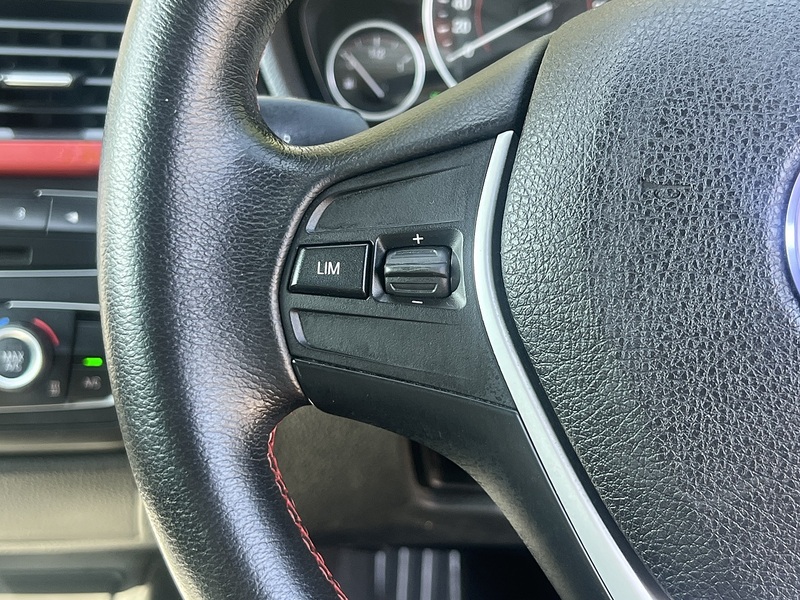 BMW 3 Series 320I Sport Gran Turismo - U12360