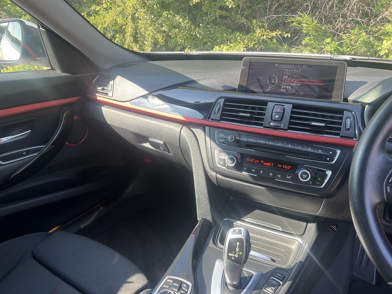 BMW 3 Series 320I Sport Gran Turismo - U12360