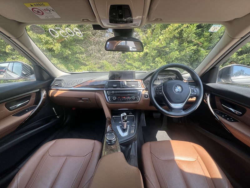 BMW 3 Series 320D Luxury - U12361