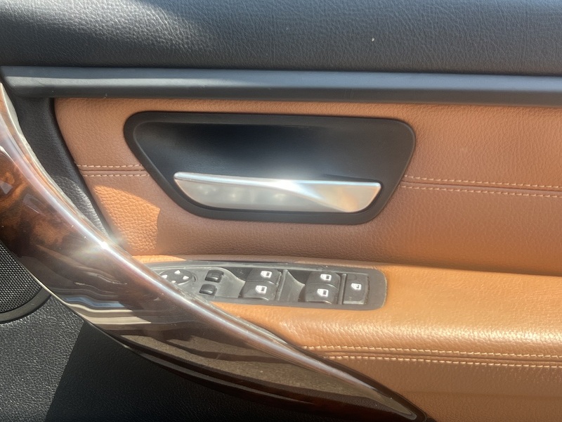 BMW 3 Series 320D Luxury - U12361