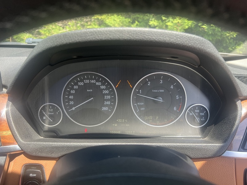 BMW 3 Series 320D Luxury - U12361