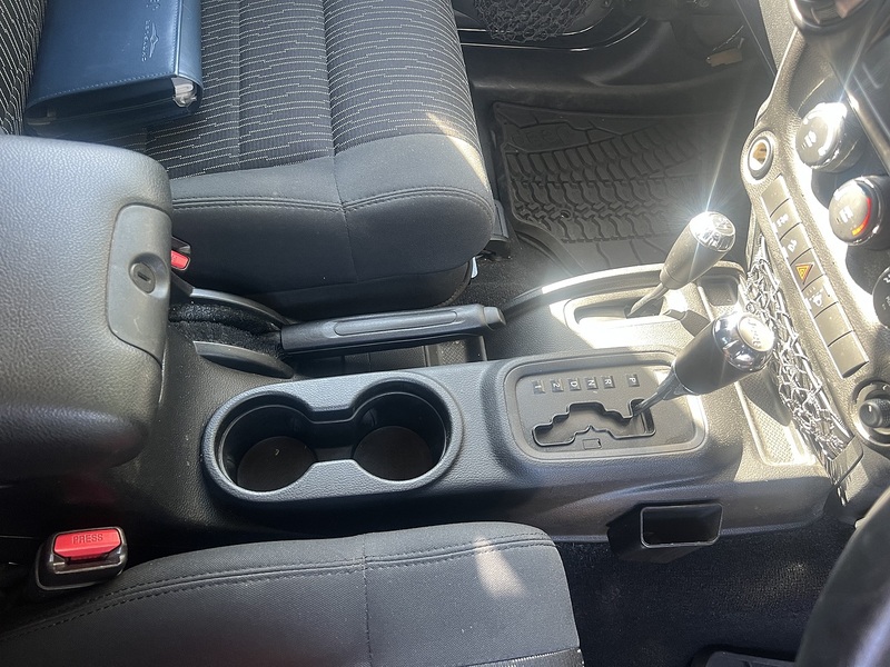 Jeep Wrangler Sport - U12362