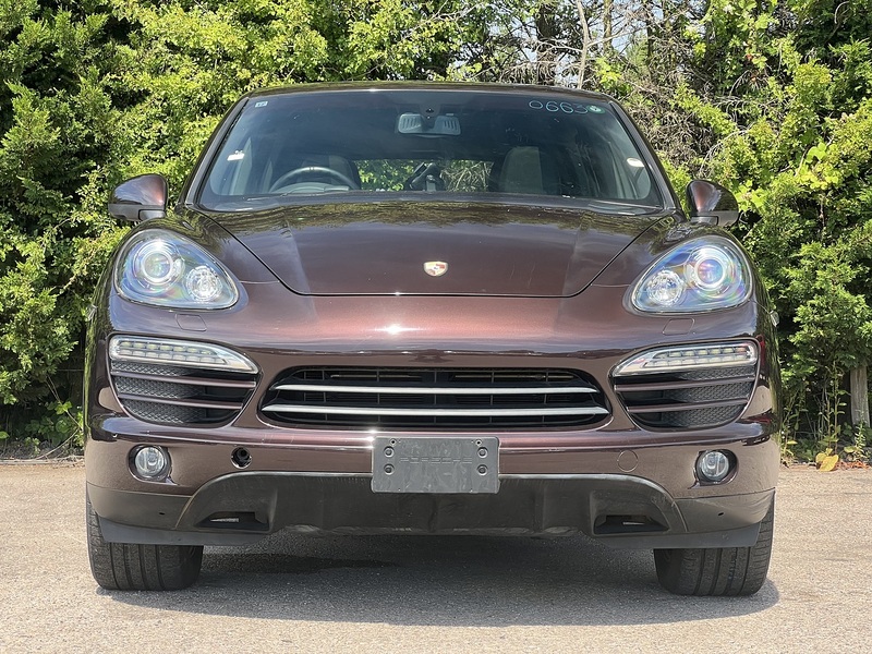 Porsche Cayenne V6 - U12364
