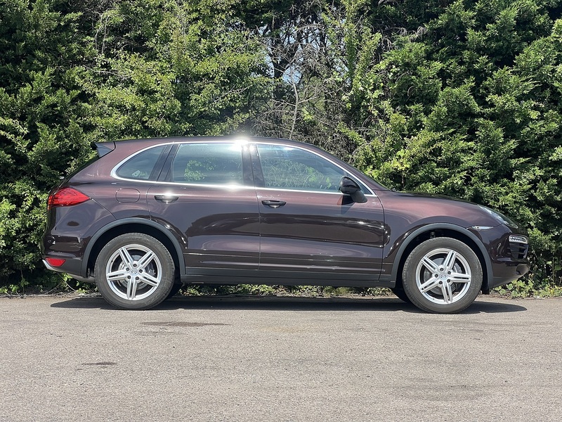 Porsche Cayenne V6 - U12364