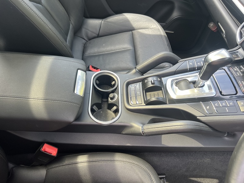 Porsche Cayenne V6 - U12364