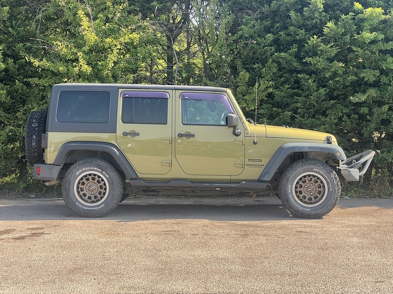 Jeep Wrangler Sport - U12365