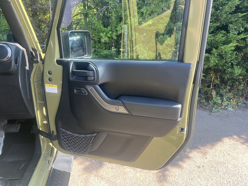Jeep Wrangler Sport - U12365