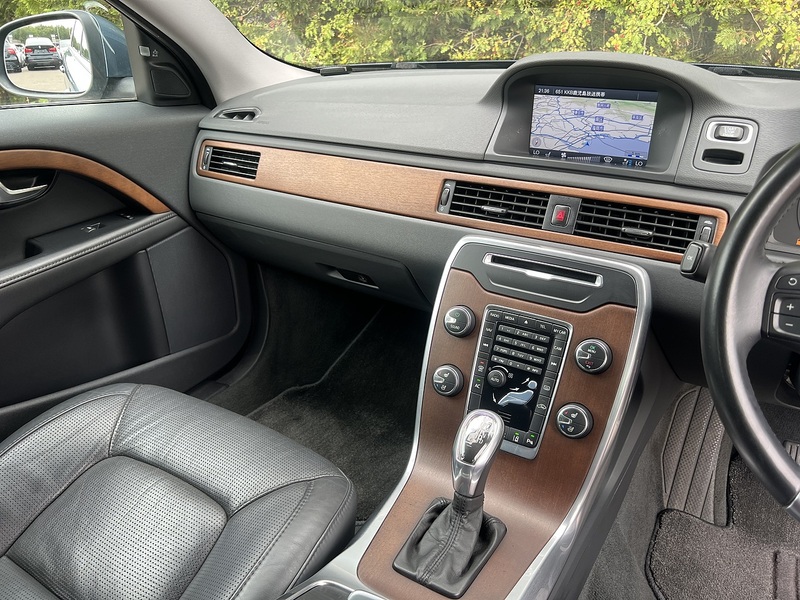 Volvo V70 T4 Se - U12366