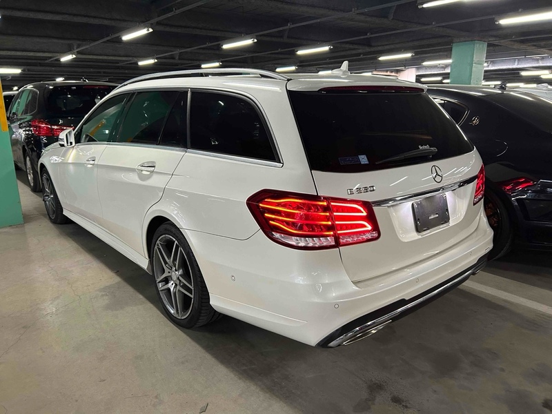 Mercedes-Benz E Class E250 Avantgarde - U12367