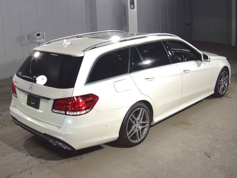 Mercedes-Benz E Class E250 Avantgarde - U12367