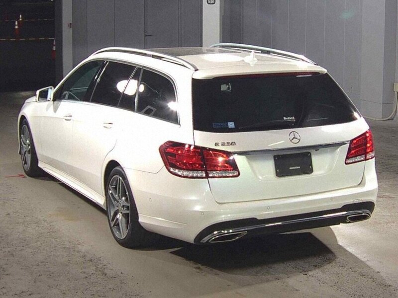 Mercedes-Benz E Class E250 Avantgarde - U12367