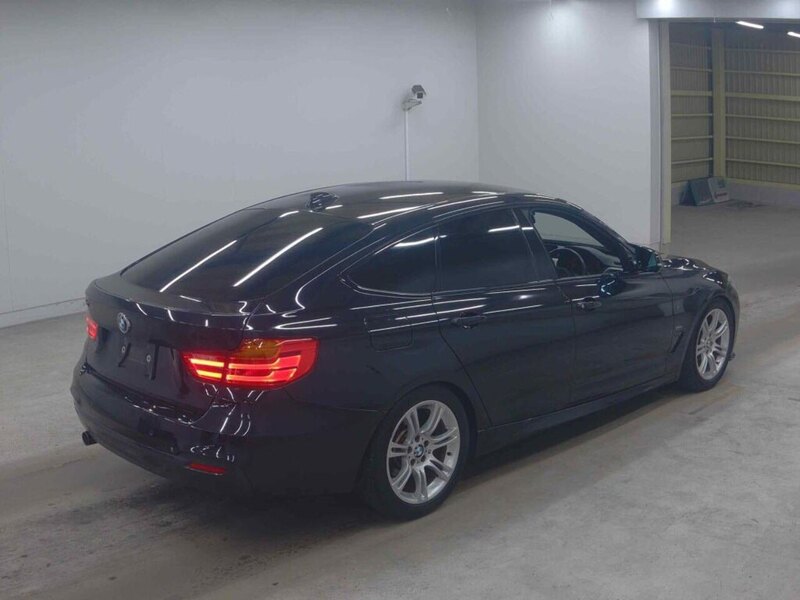 BMW 3 Series 320I Sport Gran Turismo - U12368