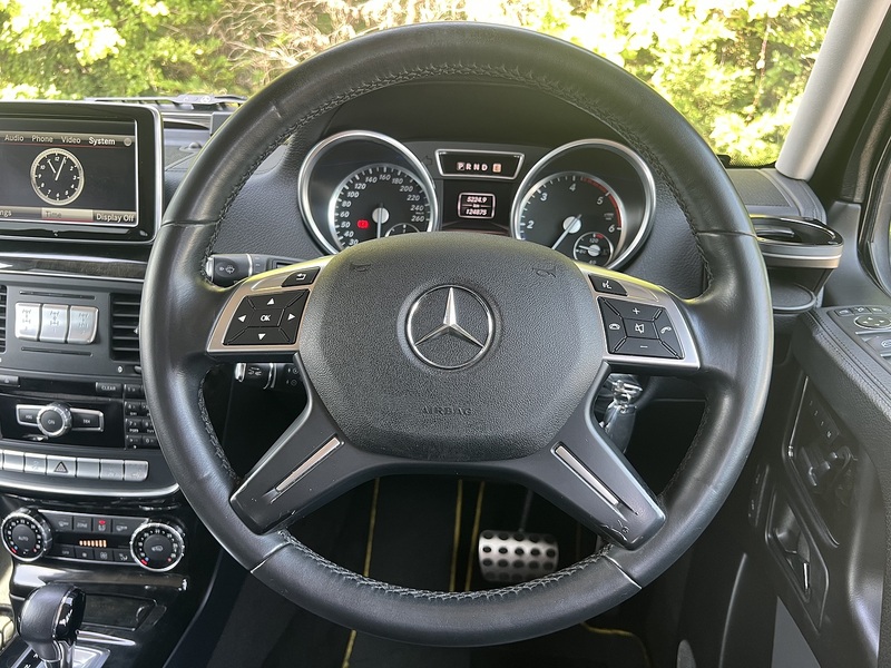 Mercedes-Benz G-Class G350 Bluetec - U12372