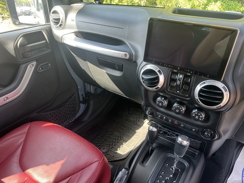 Jeep Wrangler V6 Rubicon Unlimited - U12375