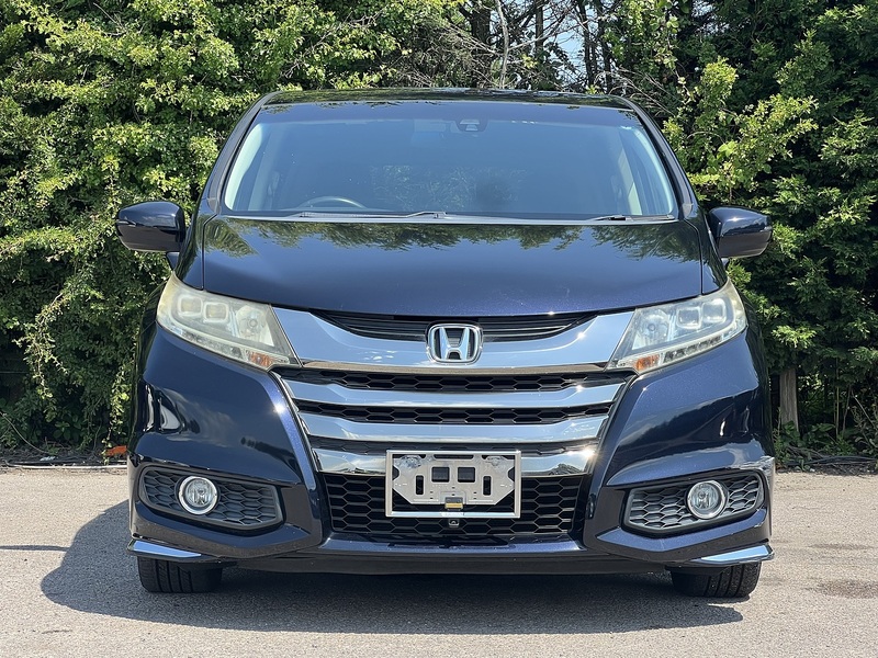 Honda Odyssey Absolute EX - U12376