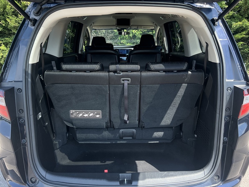 Honda Odyssey Absolute EX - U12376