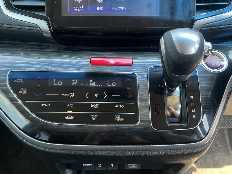 Honda Odyssey Absolute EX - U12376