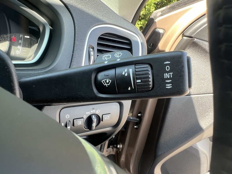 Volvo V40 T5 Cross Country Lux Nav Awd - U12378