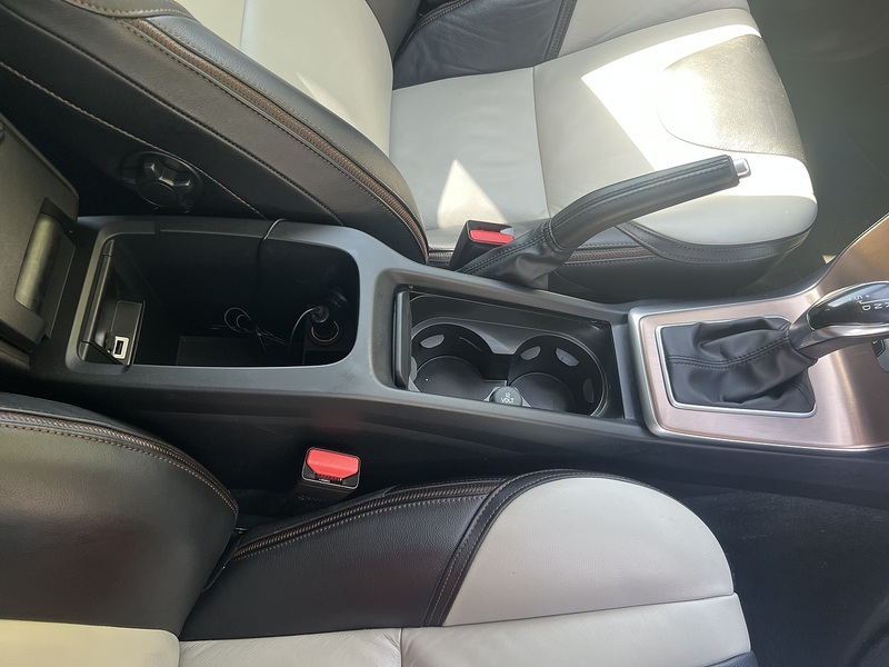 Volvo V40 T5 Cross Country Lux Nav Awd - U12378