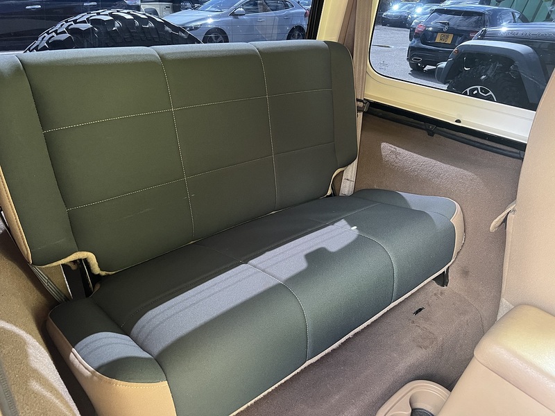 Jeep Wrangler Sahara - U12380
