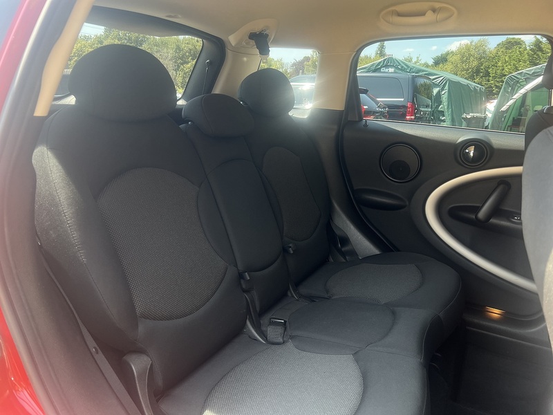 Mini Mini Countryman Cooper - U12383