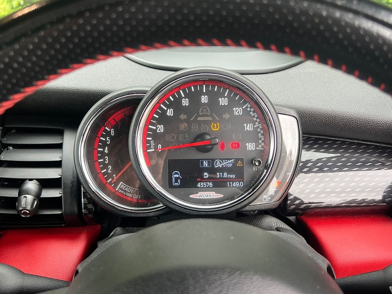 MINI Convertible John Cooper Works - U12392