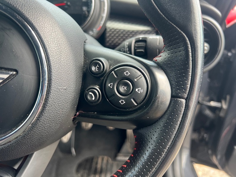 MINI Convertible John Cooper Works - U12392