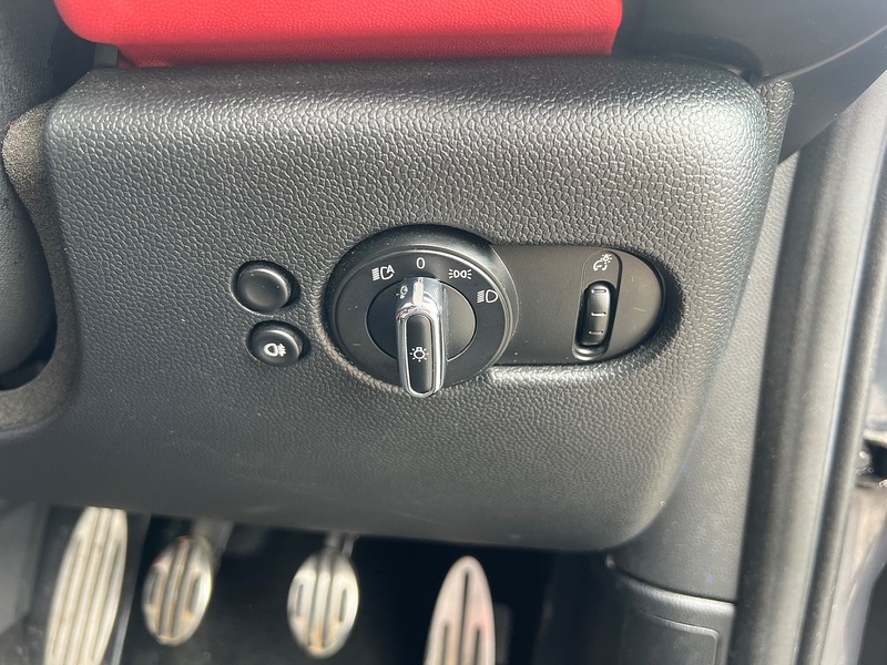 MINI Convertible John Cooper Works - U12392
