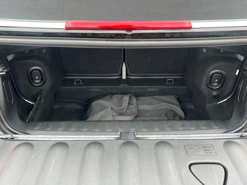 MINI Convertible John Cooper Works - U12392