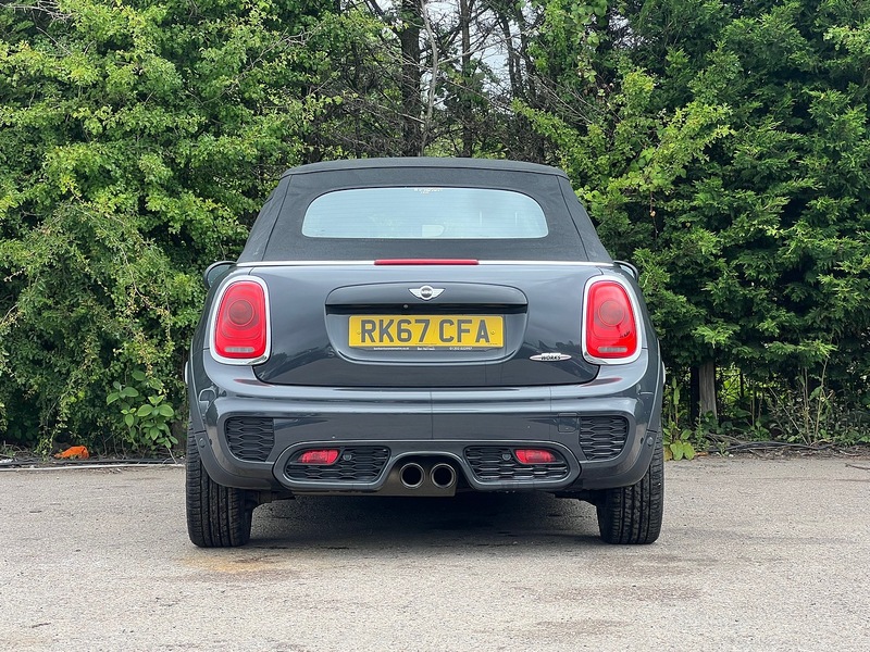 MINI Convertible John Cooper Works - U12392