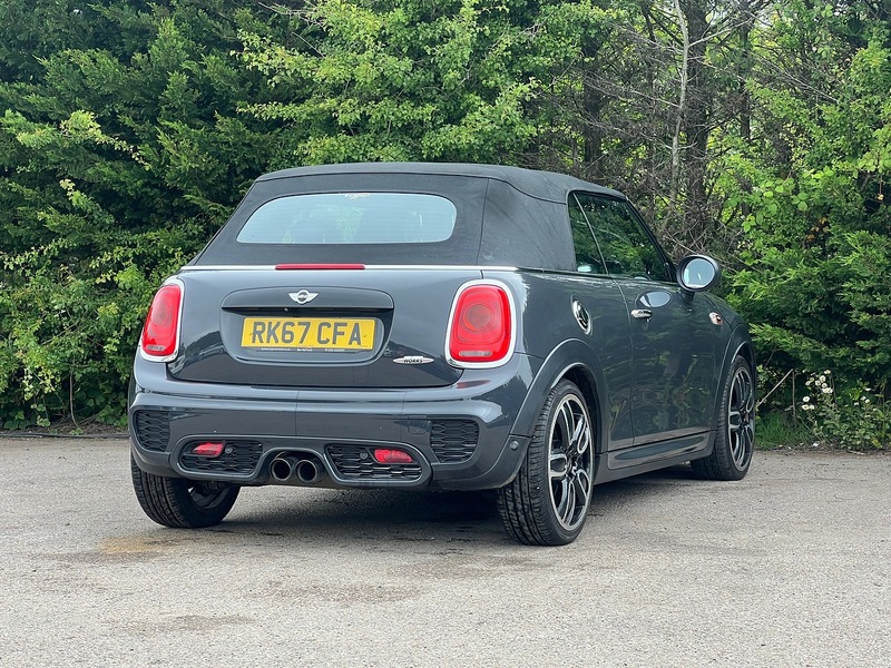 MINI Convertible John Cooper Works - U12392