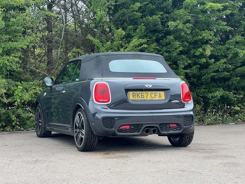 MINI Convertible John Cooper Works - U12392