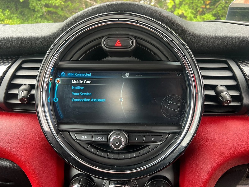 MINI Convertible John Cooper Works - U12392