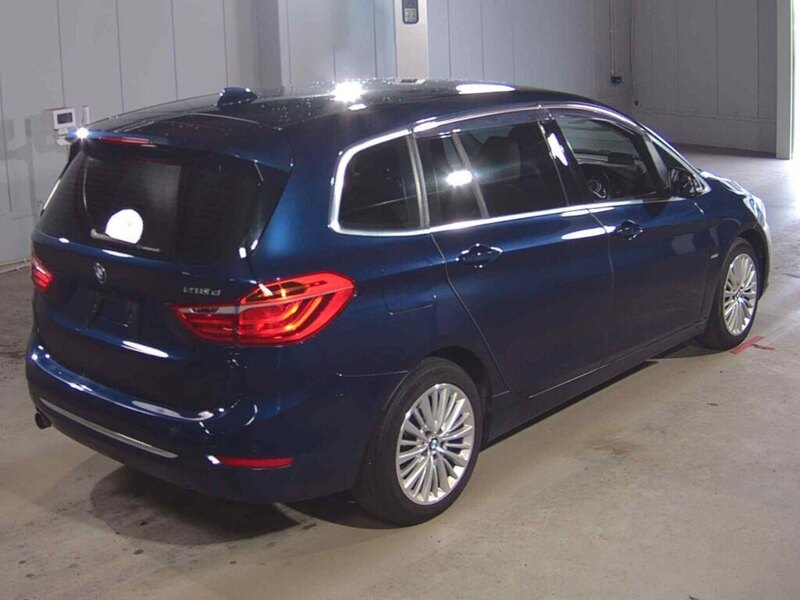 BMW 2 Series 218D Luxury Gran Tourer - U12396