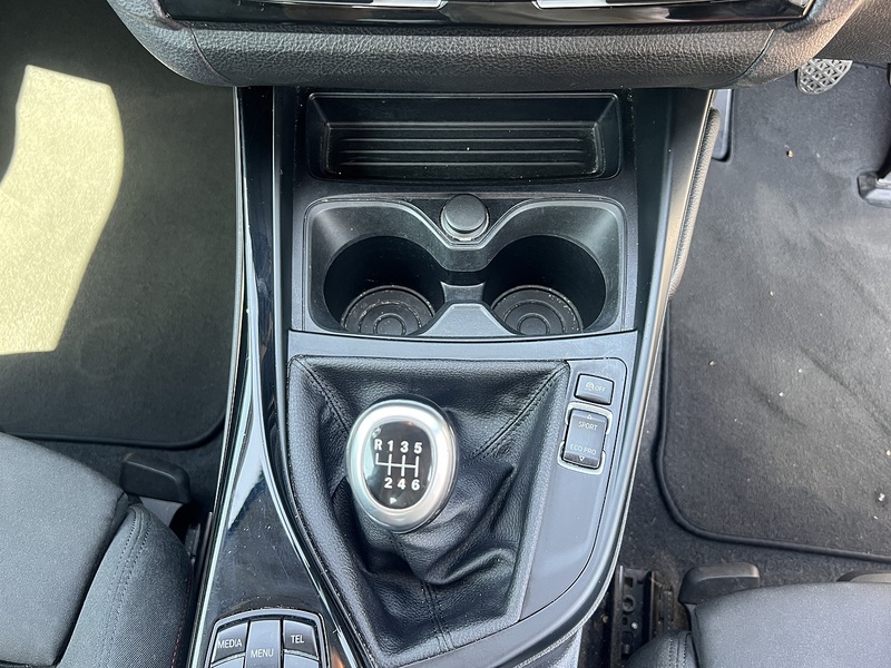 BMW 2 Series 218i Sport - U12398