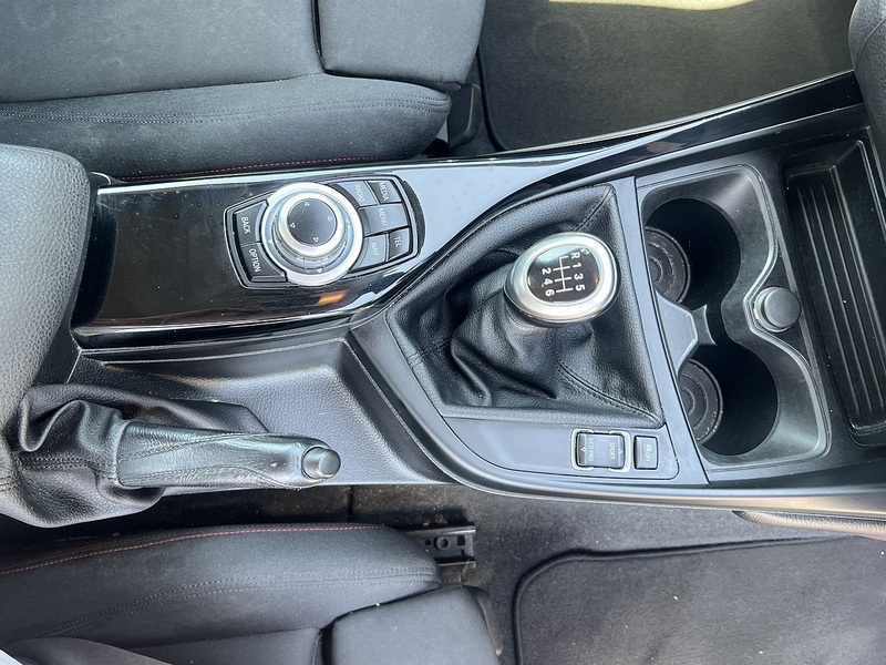 BMW 2 Series 218i Sport - U12398