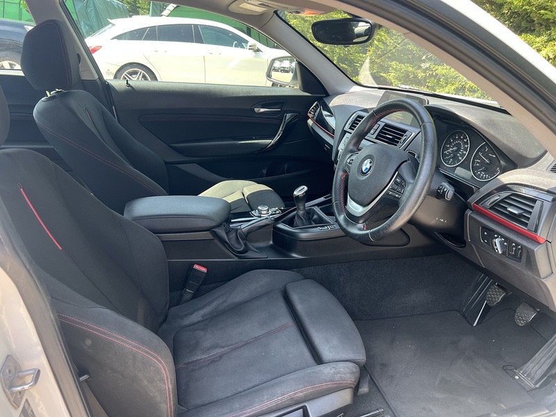BMW 2 Series 218i Sport - U12398