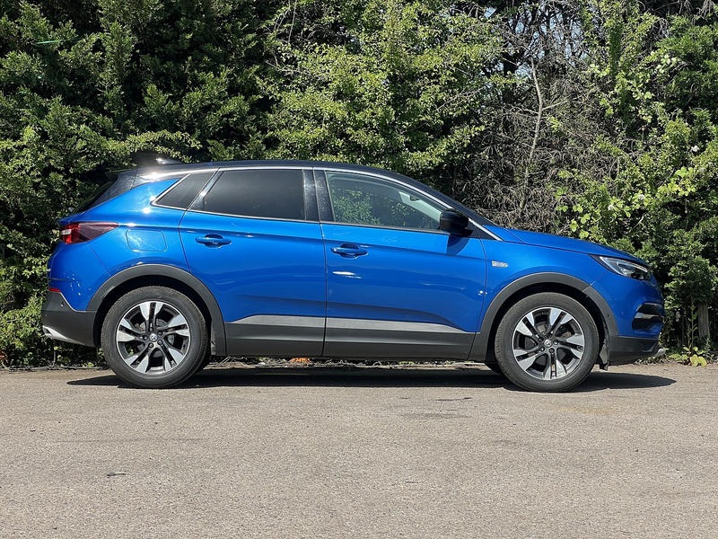 Vauxhall Grandland X Turbo SRi Nav - U12399