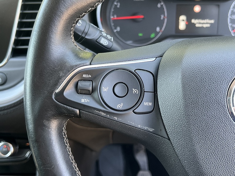 Vauxhall Grandland X Turbo SRi Nav - U12399