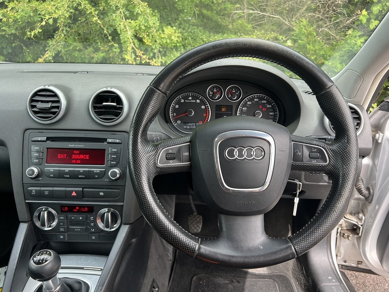Audi A3 TFSI Sport - U12400