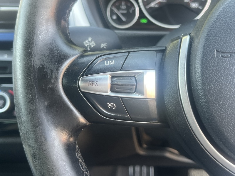 BMW 3 Series 320d M Sport - U12401