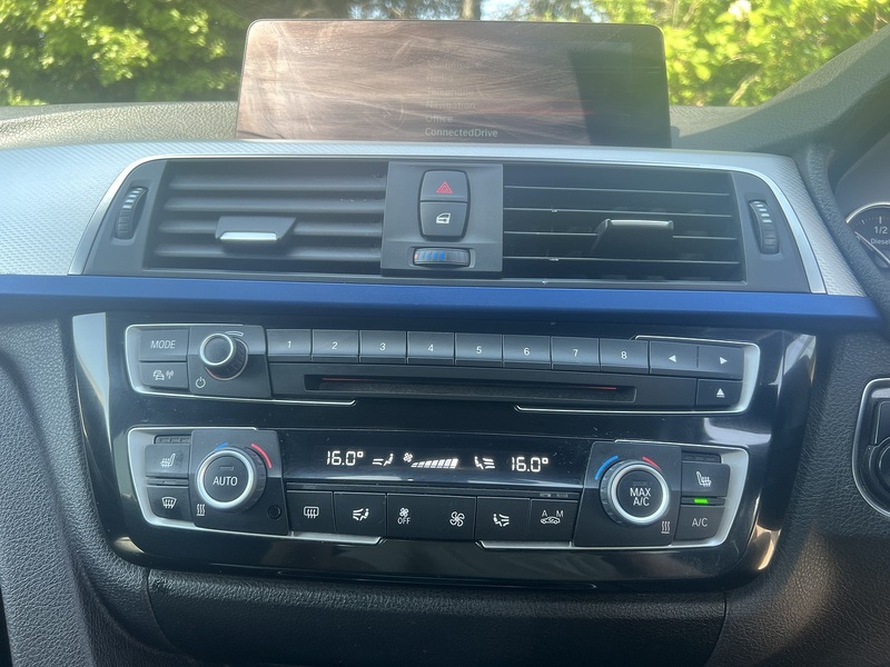 BMW 3 Series 320d M Sport - U12401