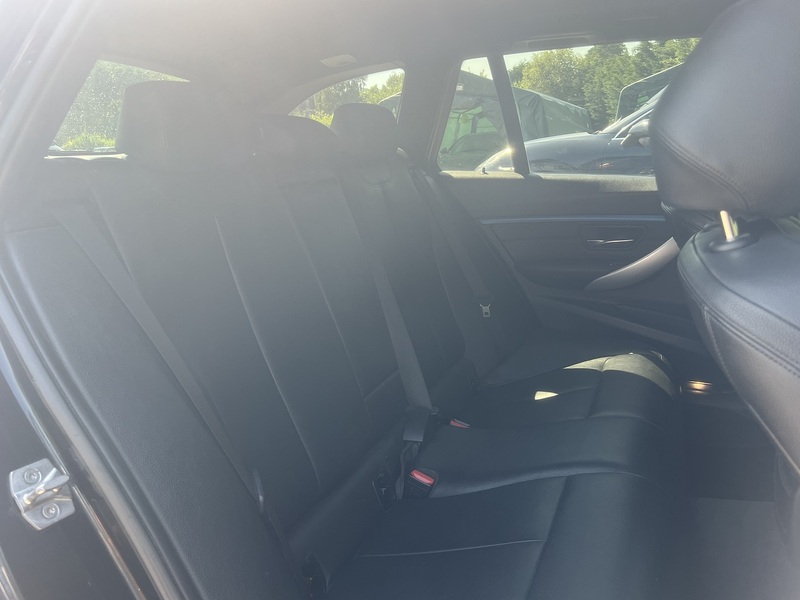 BMW 3 Series 320d M Sport - U12401