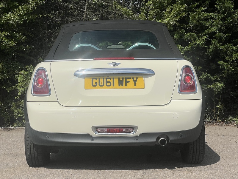 MINI Convertible One - U12406