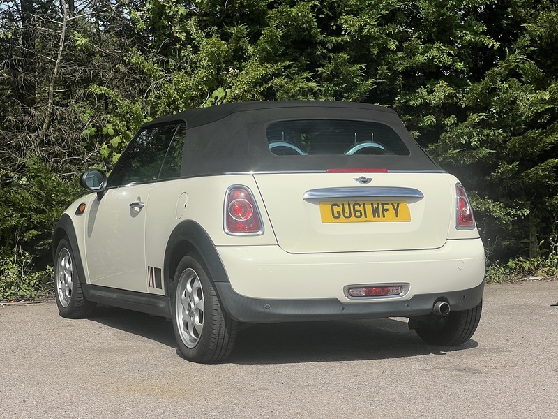 MINI Convertible One - U12406