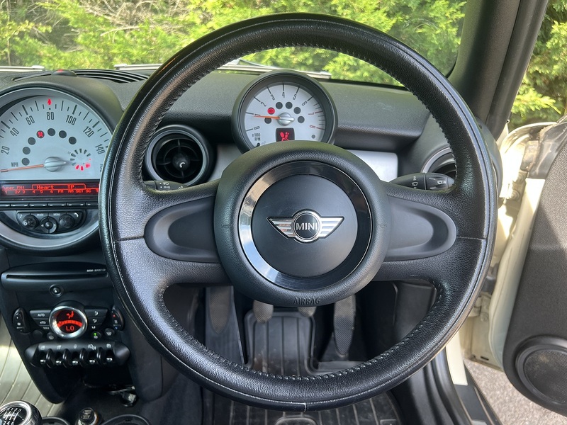 MINI Convertible One - U12406