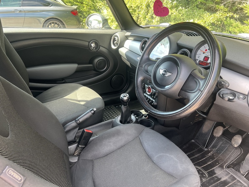 MINI Convertible One - U12406