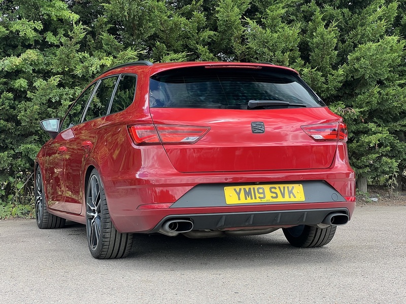 SEAT Leon TSI Cupra 300 - U12407