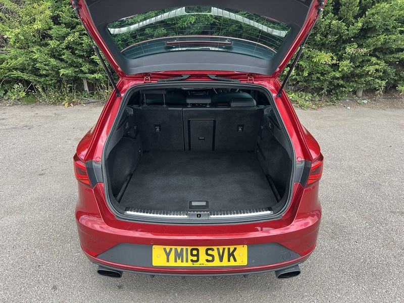 SEAT Leon TSI Cupra 300 - U12407